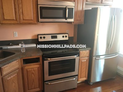 Mission Hill 4 Bed, 1.5 Bath Unit Boston - $5,600