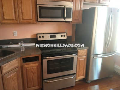 Mission Hill 4 Bed, 1.5 Bath Unit Boston - $5,600