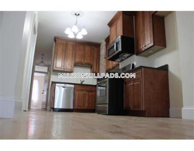 Roxbury 2 Bed 2 Bath BOSTON Boston - $2,550