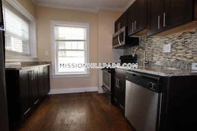 Roxbury 2 Beds 1 Bath Boston - $2,950 No Fee