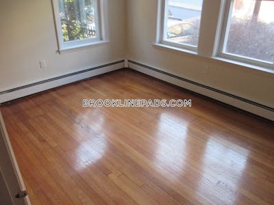 Brookline Apartment for rent 2 Bedrooms 1 Bath Beaconsfield - $3,495 No Fee