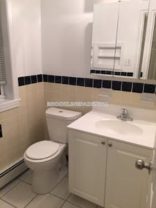 Brookline Apartment for rent 2 Bedrooms 1 Bath  Chestnut Hill - $3,645 No Fee