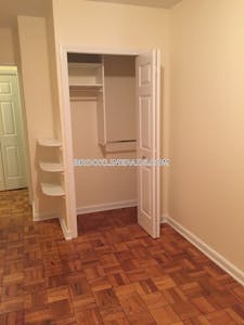 Brookline Apartment for rent 2 Bedrooms 1 Bath Chestnut Hill - $3,645 No Fee