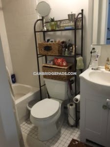 Cambridge Apartment for rent 1 Bedroom 1 Bath  East Cambridge - $3,250
