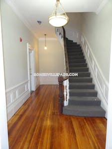 Somerville Apartment for rent 3 Bedrooms 1 Bath  Winter Hill - $3,750