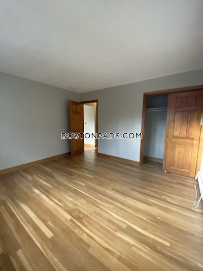 Newton 2 Beds 1 Bath  Auburndale - $2,900 No Fee