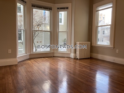 Cambridge Studio No Bath  Central Square/cambridgeport - $2,450