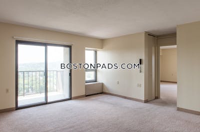 Brookline 1 Bed 1 Bath BROOKLINE- BOSTON UNIVERSITY $2,435  Boston University - $2,850