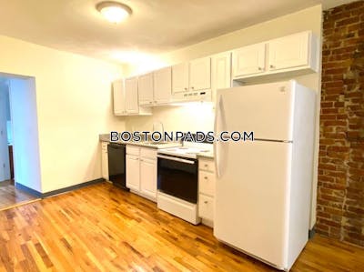 Mission Hill 3 Beds 1 Bath Boston - $4,000