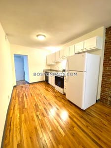 Mission Hill 3 Beds 1 Bath Boston - $4,000