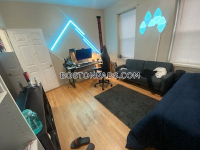 Mission Hill 4 Bed, 1 Bath Unit Boston - $5,200