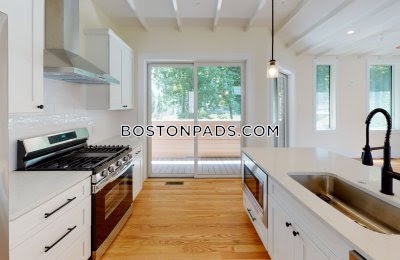 Brookline 3 Beds 2.5 Baths Brookline  Brookline Hills - $5,200 50% Fee