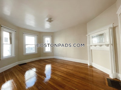 Dorchester 3 Beds 1 Bath Boston - $2,800 No Fee