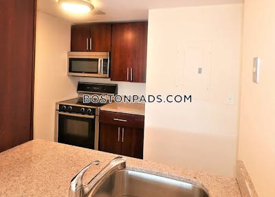Cambridge 1 Bed 1 Bath  Lechmere - $3,300