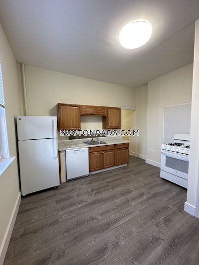 Allston 3 Beds 2 Baths Boston - $3,000