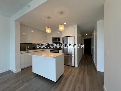 West End 1 Bed 1 Bath + Den Boston - $7,449