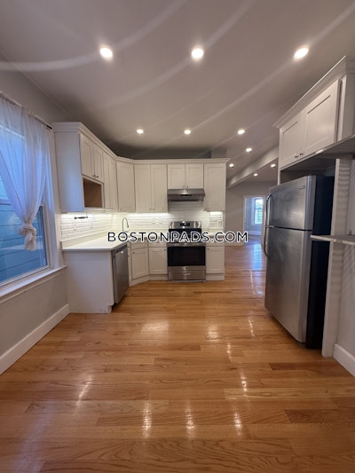 Jamaica Plain 3 Bed 1 Bath  Boston - $3,700 50% Fee