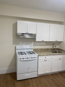 Cambridge Classic 2BD 1BA Central Square Apartment Central Square/cambridgeport - $3,400