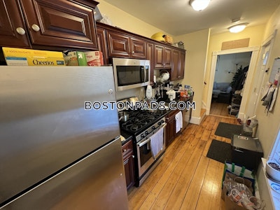Cambridge 3 Bed 1 Bath CAMBRIDGE  Porter Square - $3,800