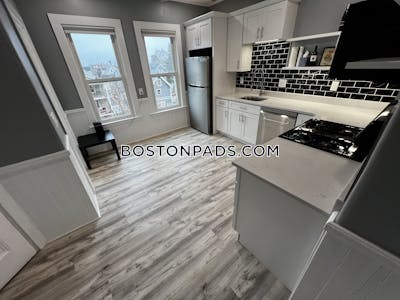 Somerville 3 Beds 1 Bath  Union Square - $4,000