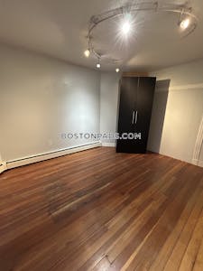 South Boston 3 Beds 1 Bath Boston - $3,100