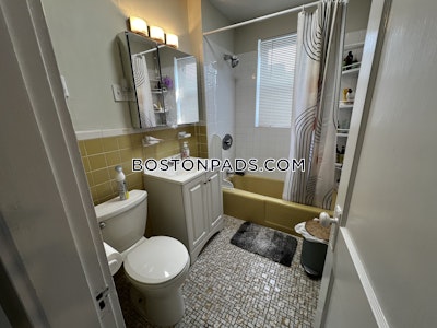Somerville 2 Bed 1 Bath SOMERVILLE  Davis Square - $3,285