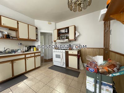 Brighton 2 Beds 1 Bath Boston - $2,750