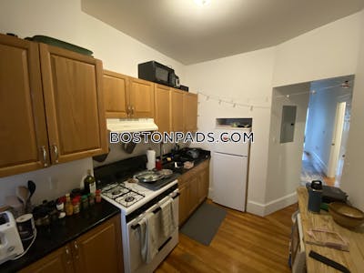 Beacon Hill 2 Bed, 1 Bath Unit Boston - $4,200 No Fee