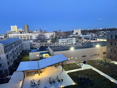 Allston 3 Beds 2 Baths Boston - $6,600 No Fee
