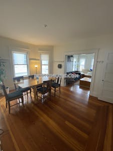 Somerville 5 Bed 2 Bath SOMERVILLE  Tufts - $7,000 No Fee