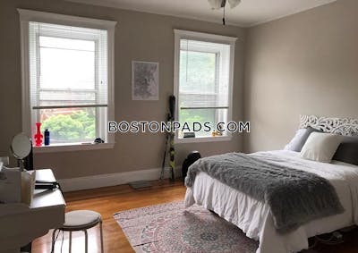 Brookline 4 Bed 2 Bath BROOKLINE- WASHINGTON SQUARE $5,000  Washington Square - $5,000 No Fee