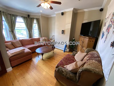 South Boston Nice 3 Bed with Office on East 4th St. in South Boston Boston - $5,200