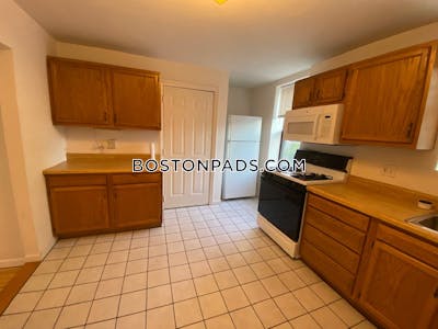 Cambridge 3 Beds 1 Bath  North Cambridge - $3,300