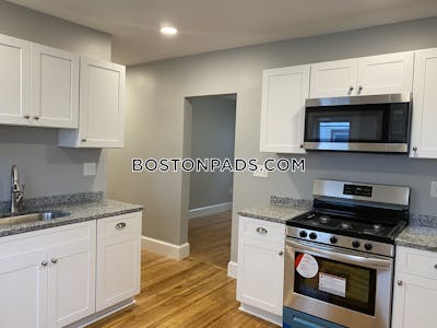 Medford 5 Beds 1 Bath  Tufts - $7,000 No Fee