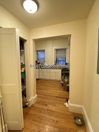Brookline 2 Bed 1 Bath BROOKLINE- COOLIDGE CORNER $3,800  Coolidge Corner - $3,600 No Fee