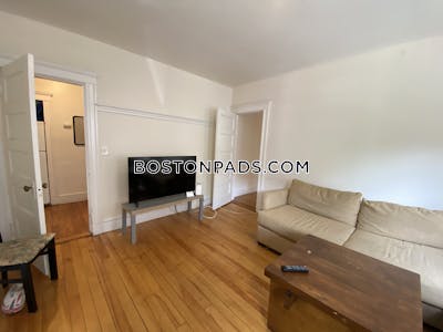 Allston Deal Alert!!! This great 4 bed 2 bat apartment is a most see Boston - $4,200