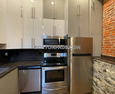 Allston 1 Bed 1 Bath Boston - $3,300 No Fee
