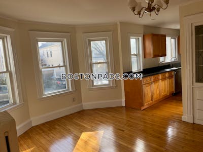 Somerville 5 Bed 2 Bath SOMERVILLE  Tufts - $4,500 No Fee