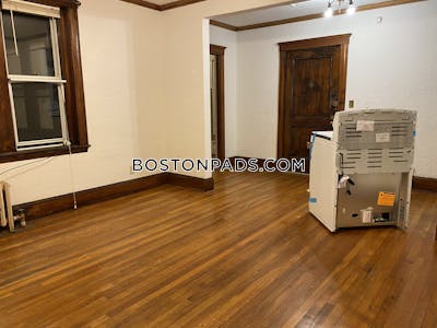 Jamaica Plain Spacious 1 Bed 1 Bath BOSTON Boston - $2,600