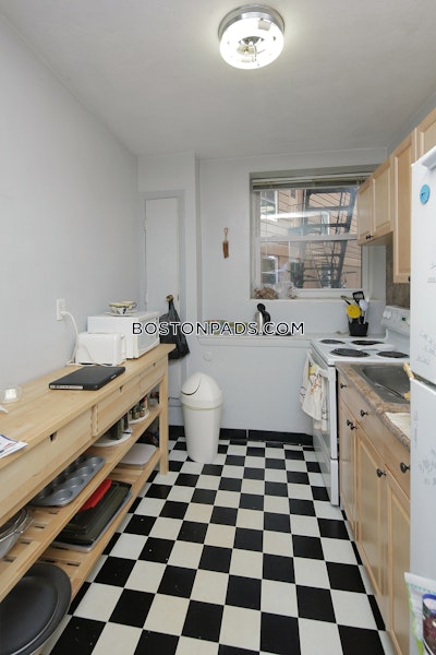 Allston Studio 1 Bath Boston - $2,100 No Fee