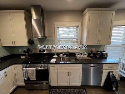 Fort Hill 3 Bed 2 Bath BOSTON Boston - $4,900