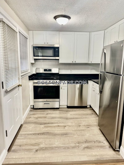 Somerset Studio No Bath - $1,925 No Fee