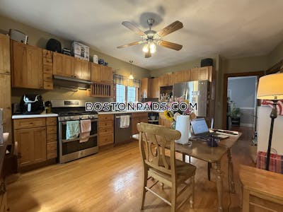 Somerville 5 Bed 2 Bath SOMERVILLE  Porter Square - $5,200 No Fee