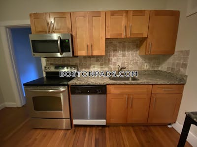 Allston 3 Beds 1 Bath Boston - $3,350