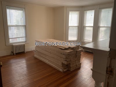 Cambridge 1 Bed 1 Bath CAMBRIDGE  Harvard Square - $2,900 No Fee