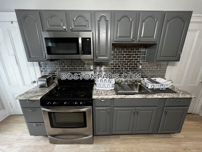 Roxbury 3 Beds 2 Baths Boston - $3,200