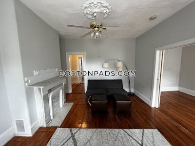 Roxbury 3 Bed 2 Bath BOSTON Boston - $3,200