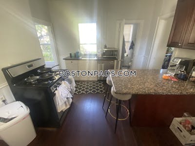 Somerville 5 Beds 1 Bath  Tufts - $7,000