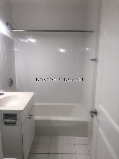 Quincy 1 Bed 1 Bath QUINCY  North Quincy - $2,318 75% Fee