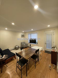 Brookline 2 Bed 1 Bath BROOKLINE- COOLIDGE CORNER $3,495 Coolidge Corner - $3,595 No Fee
